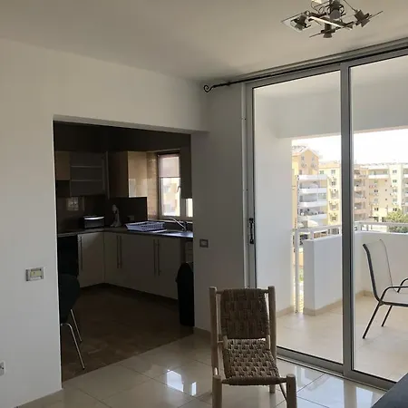Designers Apt Apartmán Larnaca