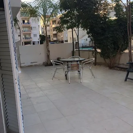 Designers Apt לרנקה