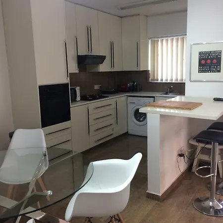 Designers Apt לרנקה