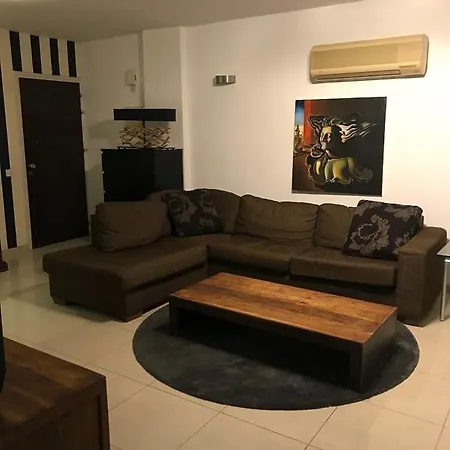Designers Apt דירה *