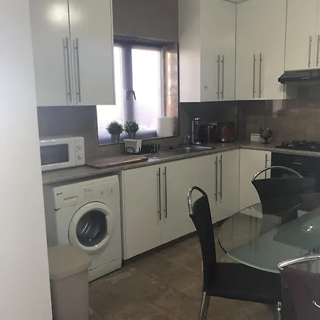 Designers Apt לרנקה