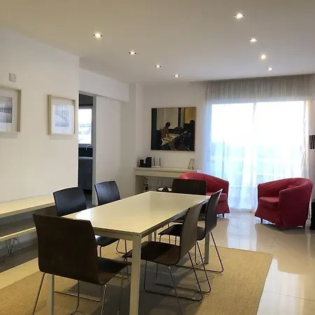 Designers Apt דירה *